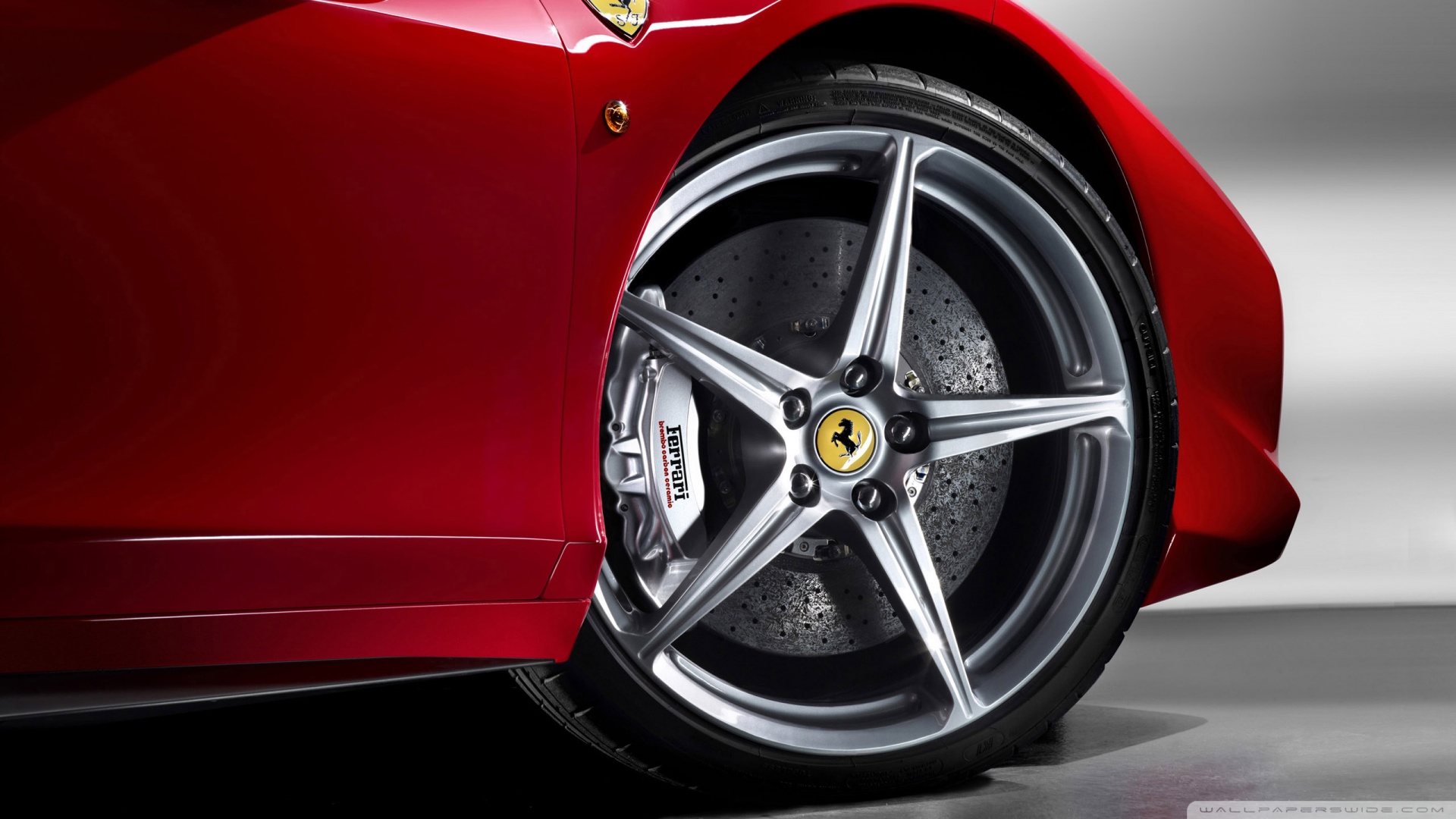 Nice looking Ferrari Wheel picture